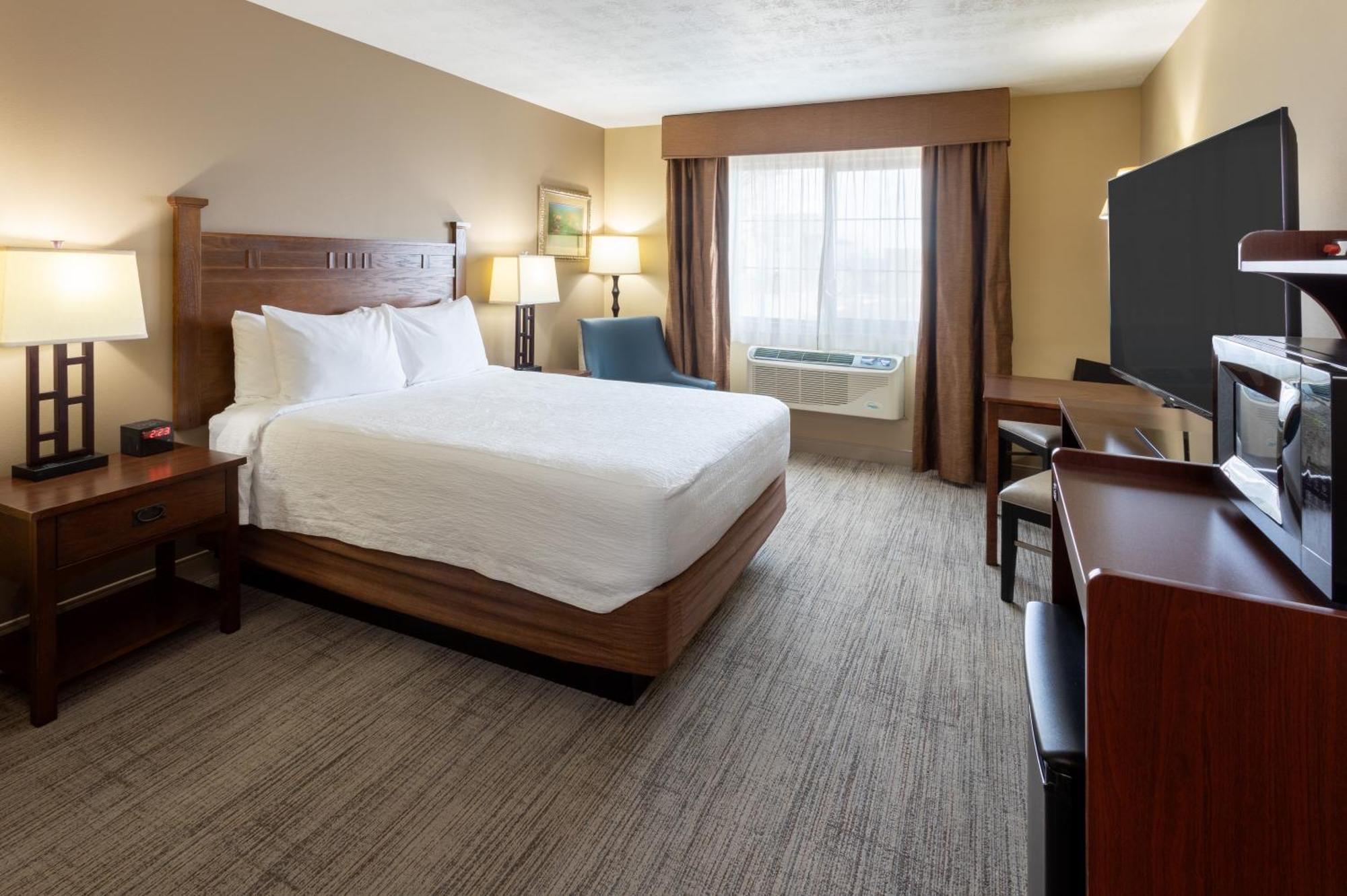 Grandstay & Of Motel